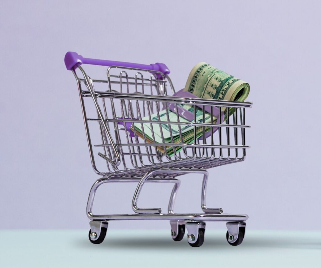 Shopping cart with cash savings